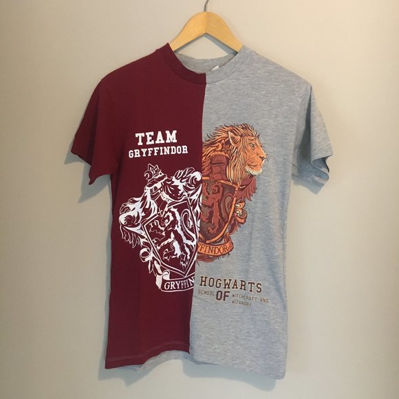 Team Gryffindor T-Shirt - Hogwarts - Picture 2 of 7